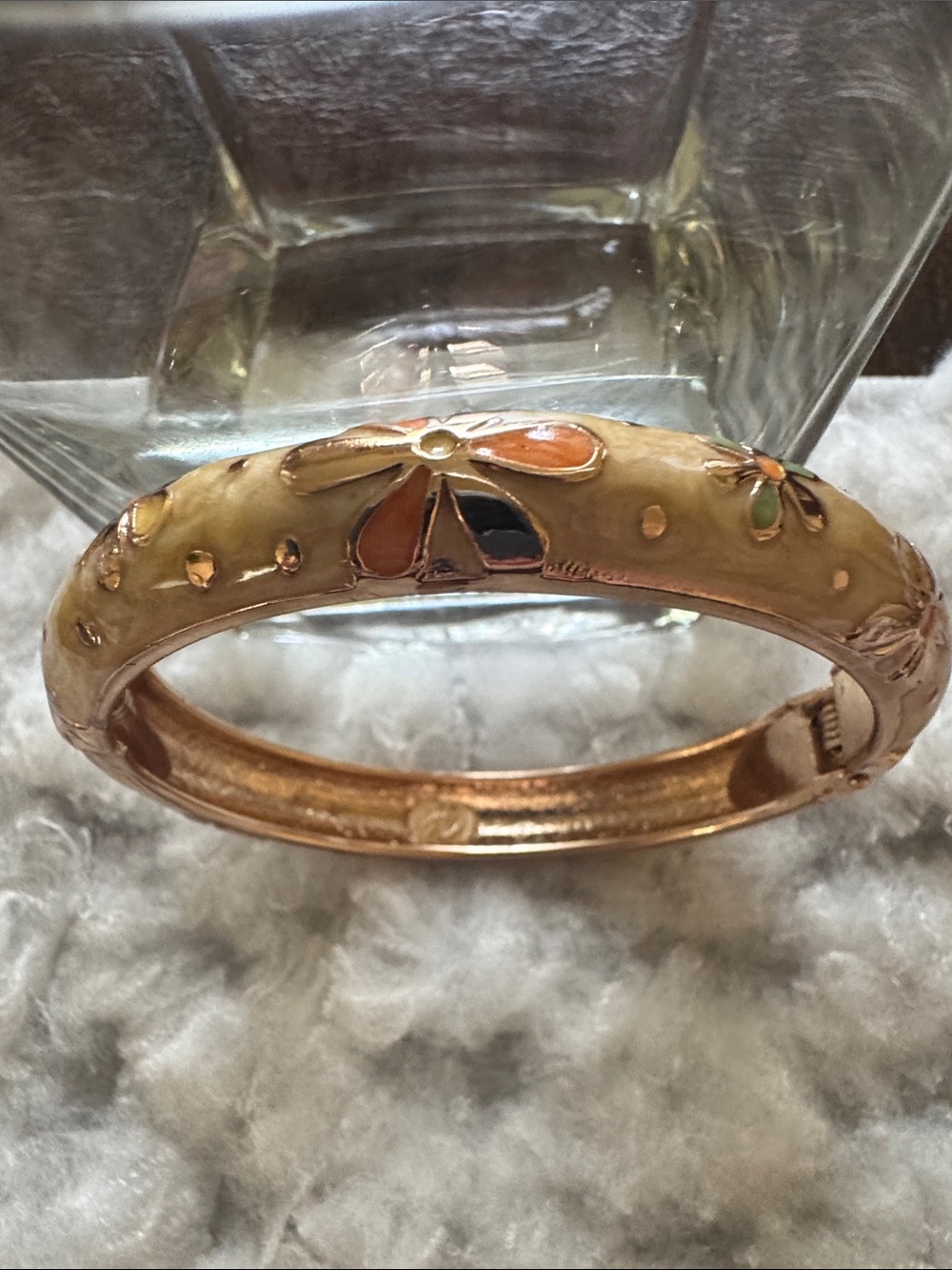 Gold Floral Accent Women's Hinged Bangle Bracelet - Picture 4 of 5